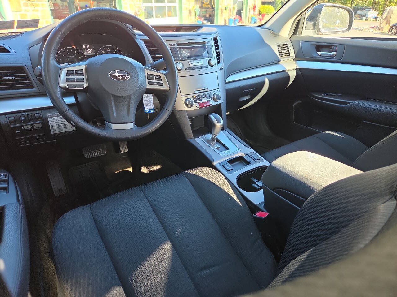 Used 2012 Subaru Legacy 2.5i Premium AWD/4WD image 20