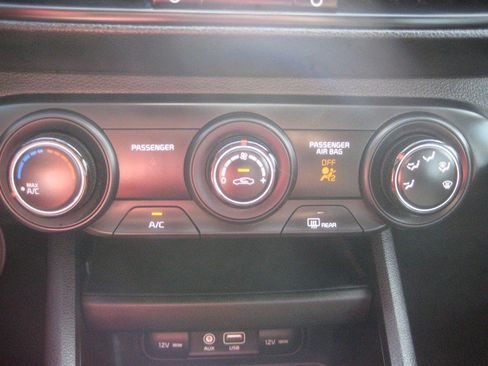 Used 2021 Kia Forte LXS FWD image 19