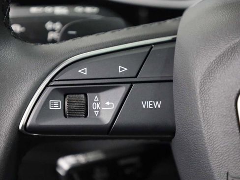 Certified 2025 Audi Q3 2.0T Premium w/ Black Optic Sport Package image 24