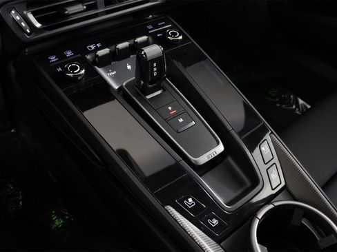 Used 2024 Porsche 911 Carrera GTS image 18