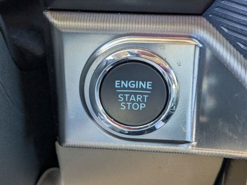 Certified 2024 Ford F150 Platinum w/ Equipment Group 703A Plus image 25