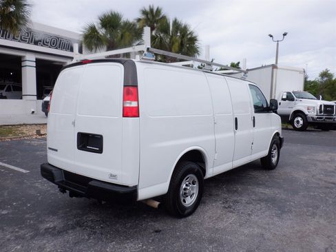 Used 2020 Chevrolet Express 2500 w/ Communications Package RWD image 10