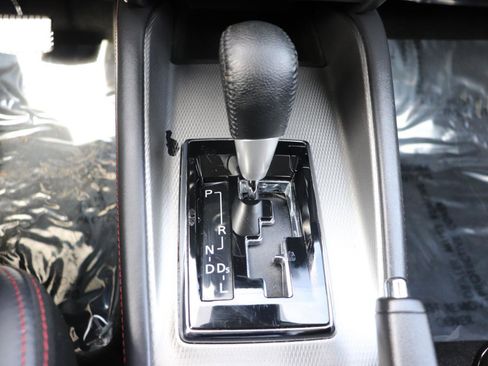 Used 2025 Mitsubishi Outlander Sport SE image 34