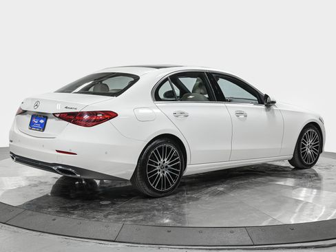 Used 2025 Mercedes-Benz C 300 4MATIC Sedan image 7