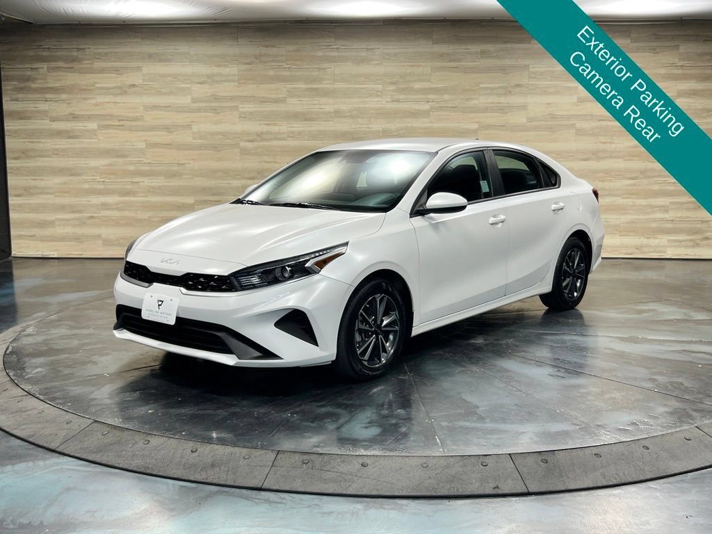 Used 2023 Kia Forte Sedan FWD image 5