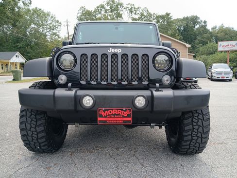 Used 2014 Jeep Wrangler Unlimited Rubicon image 25