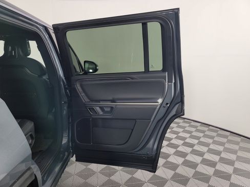 Used 2024 Rivian R1S Adventure AWD/4WD image 19