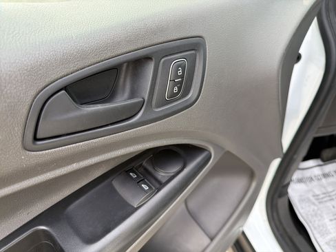 Used 2021 Ford Transit Connect XL image 11