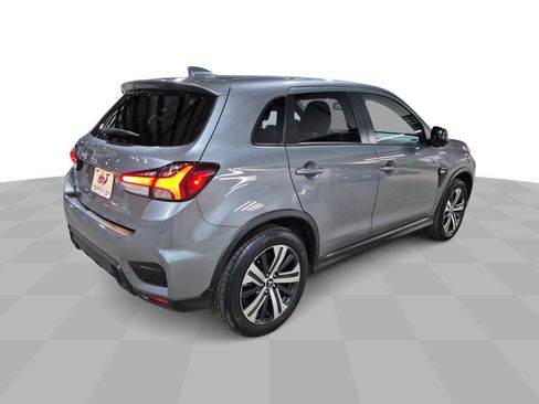 Used 2025 Mitsubishi Outlander Sport AWD image 8