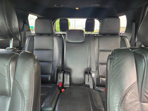 Used 2015 Ford Explorer XLT w/ Equipment Group 202B AWD/4WD image 8