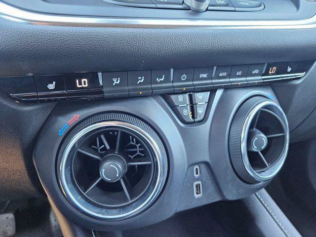 Used 2025 Chevrolet Blazer LT AWD/4WD image 27
