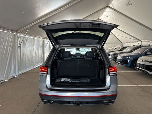 New 2026 Volkswagen Atlas SE FWD image 16