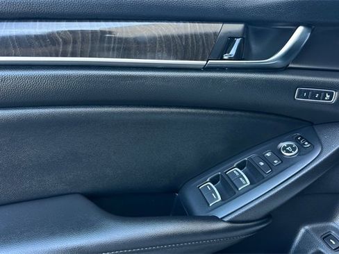 Certified 2021 Honda Accord EX-L image 12