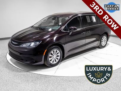 Used 2017 Chrysler Pacifica Touring w/ Tire & Wheel Group