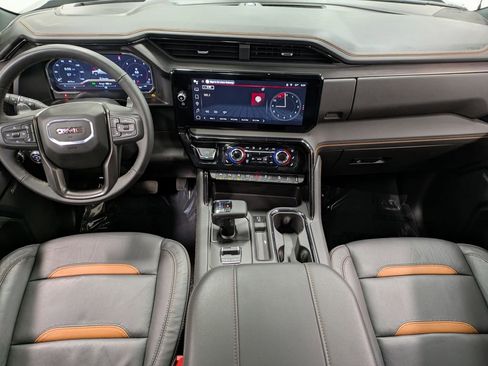 Used 2025 GMC Sierra 1500 AT4 AWD/4WD image 24