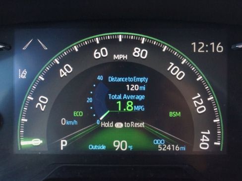 Used 2023 Toyota RAV4 LE AWD/4WD image 4