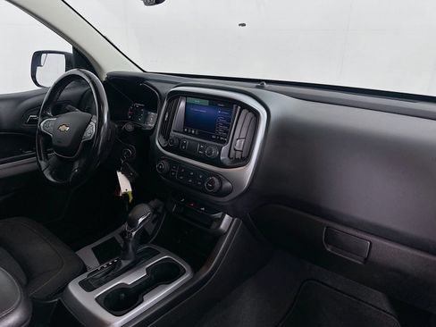 Used 2022 Chevrolet Colorado LT RWD image 28