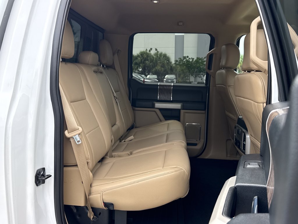 Used 2019 Ford F250 Lariat w/ Lariat Ultimate Package AWD/4WD image 28
