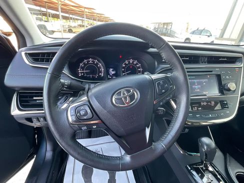 Used 2017 Toyota Avalon XLE Premium w/ All Weather Liner Package FWD image 32
