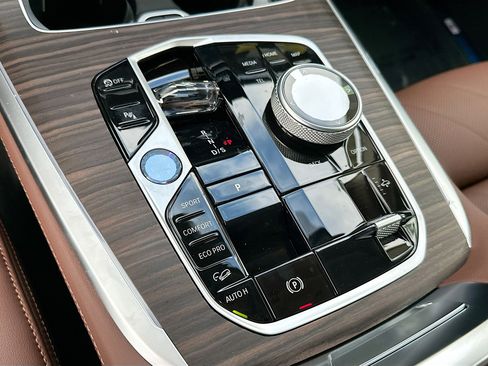 New 2026 BMW X7 xDrive40i image 14