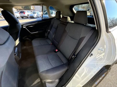 Certified 2025 Toyota RAV4 XLE image 21