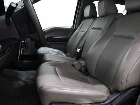 Used 2018 Ford F550 2WD Crew Cab Super Duty image 10