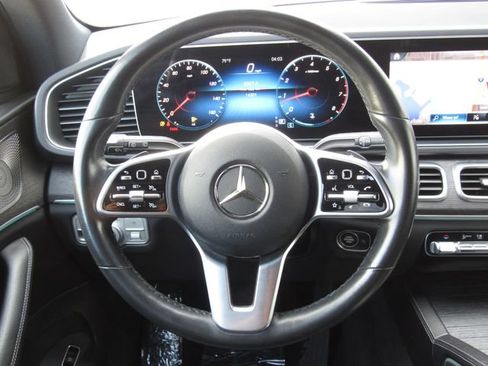 Certified 2022 Mercedes-Benz GLE 350 4MATIC w/ Premium Package image 25