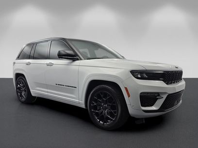 Used 2025 Jeep Grand Cherokee Summit w/ Obsidian Package