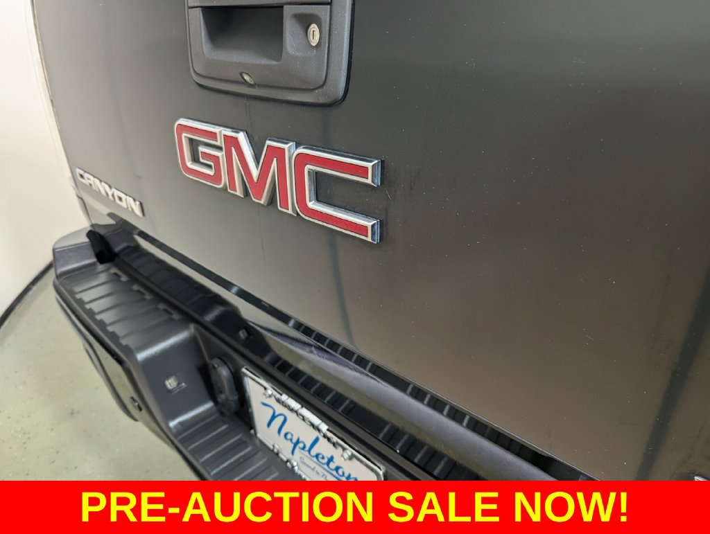 Used 2019 GMC Canyon Denali RWD image 7