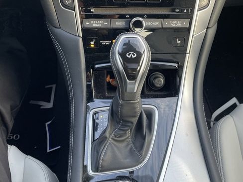 Used 2017 INFINITI Q60 w/ Premium Plus Package 3.0T image 13