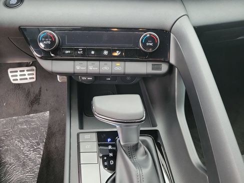 New 2026 Hyundai Elantra Sport image 30