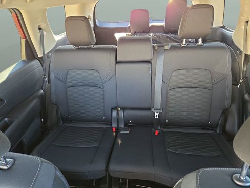 New 2026 Nissan Pathfinder SV image 37