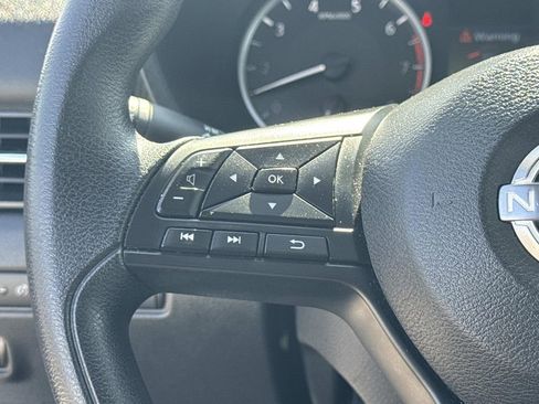 Used 2024 Nissan Sentra S FWD image 28