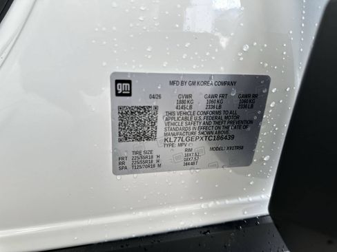New 2026 Chevrolet Trax RS w/ Sunroof Package FWD image 29