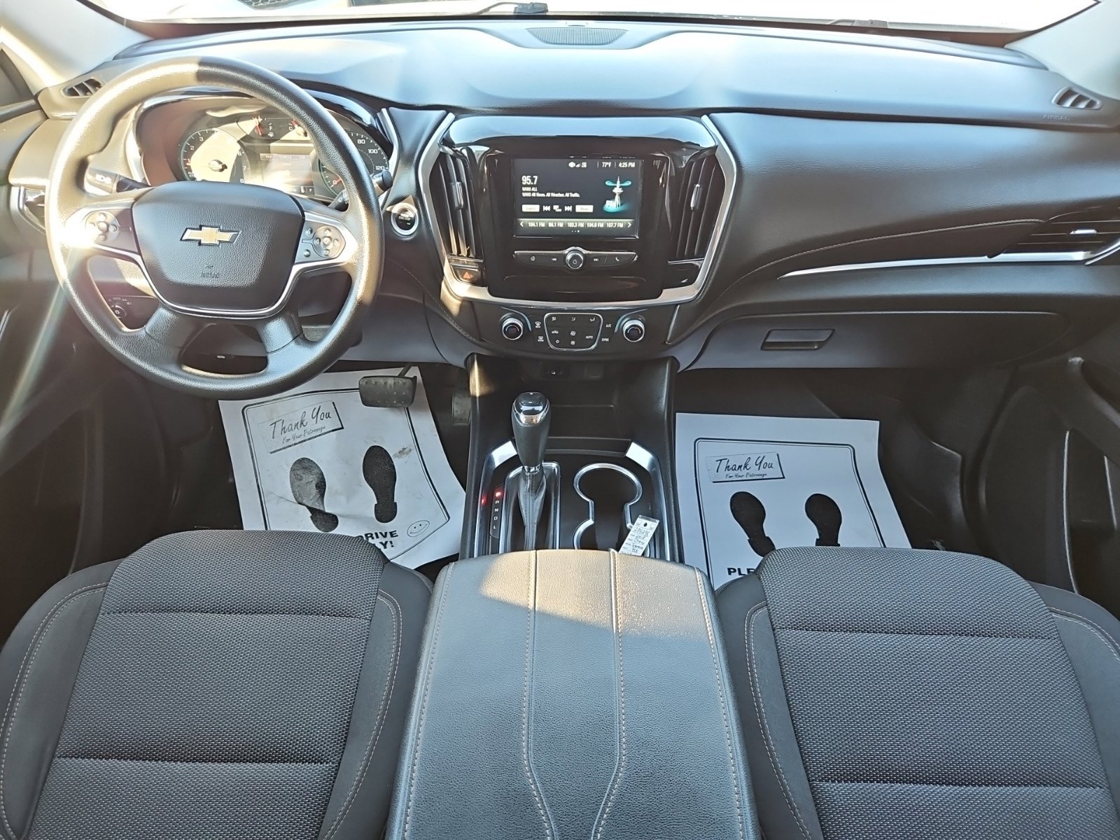 Used 2018 Chevrolet Traverse LS AWD/4WD image 23