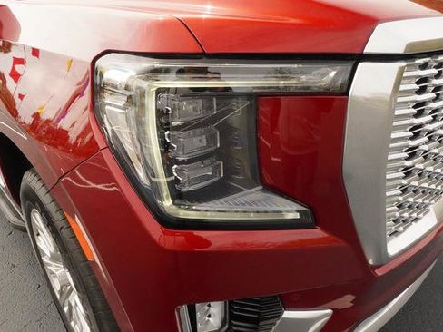 Used 2024 GMC Yukon Denali w/ LPO, Floor Liner Package image 34