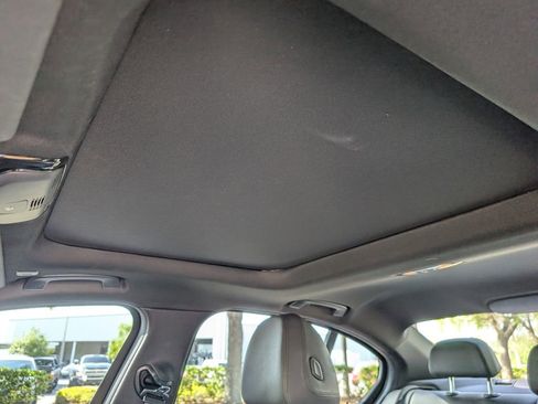 Used 2019 BMW 330i xDrive Sedan w/ Convenience Package image 21