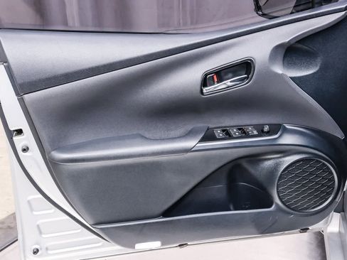 Used 2016 Toyota Prius Two image 23