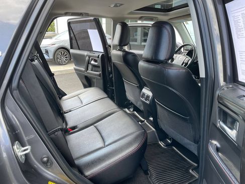 Certified 2023 Toyota 4Runner TRD Off-Road Premium w/ Moonroof Package AWD/4WD image 17