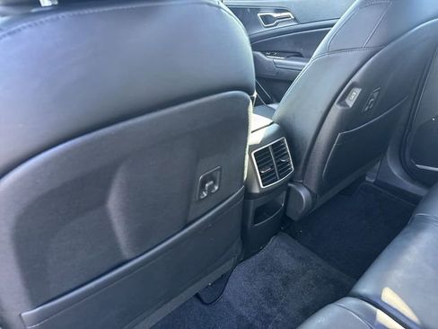 Used 2024 Kia Sportage EX FWD image 26