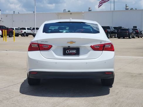 Used 2025 Chevrolet Malibu LT FWD image 6