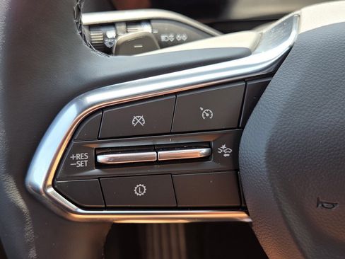 New 2026 Chevrolet Equinox LT w/ Midnight Edition FWD image 14