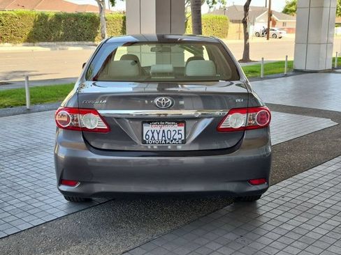Used 2013 Toyota Corolla LE FWD image 9