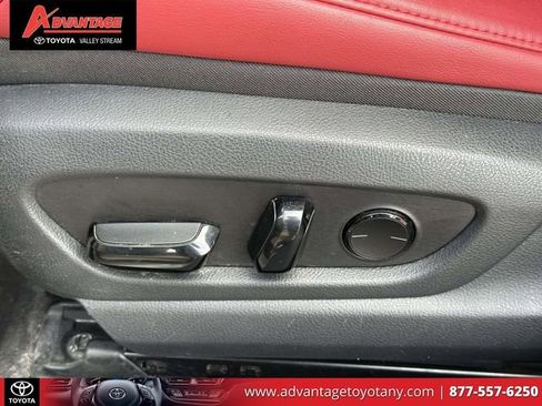 Used 2023 Lexus UX 250h F Sport AWD/4WD image 22