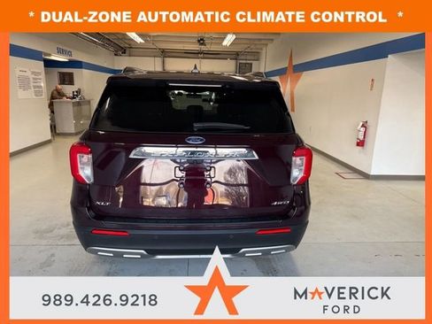 Used 2022 Ford Explorer XLT w/ Equipment Group 202A AWD/4WD image 6