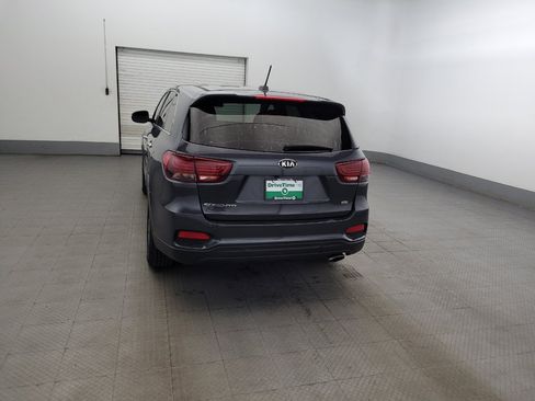 Used 2019 Kia Sorento AWD image 6