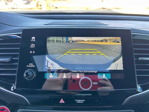 Certified 2019 Honda Passport Touring image 21