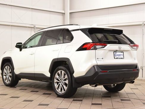 Used 2024 GMC Yukon Denali Ultimate image 6