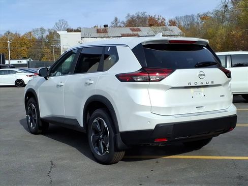 New 2026 Nissan Rogue SV w/ Cold Weather Package image 4