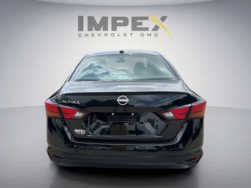 Used 2025 Nissan Altima 2.5 S FWD image 4